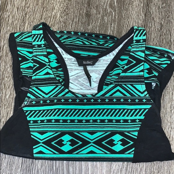 Small Nollie Cutout tank - Picture 2 of 4